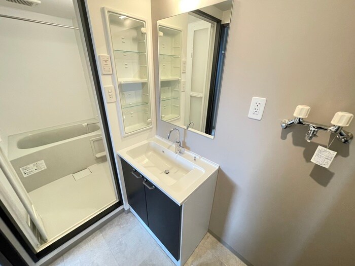 物件内観写真12　(洗面)