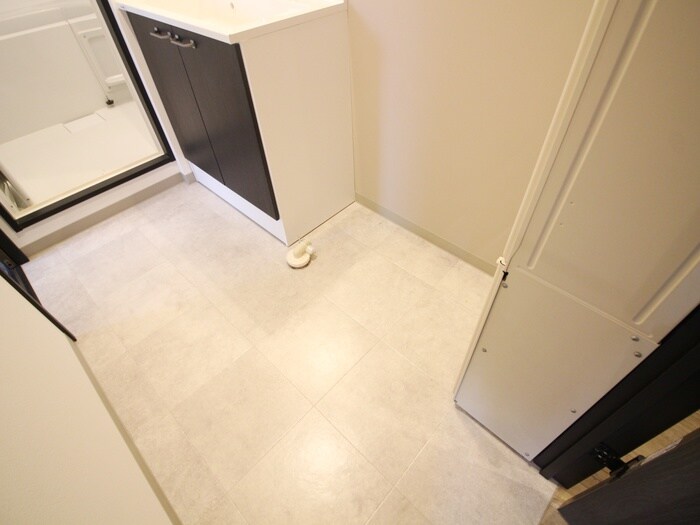 物件内観写真18　(洗濯機置場)