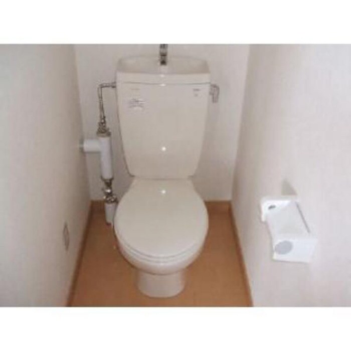 物件内観写真8　(トイレ)