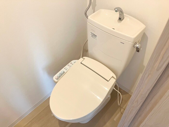 物件内観写真16　(トイレ)