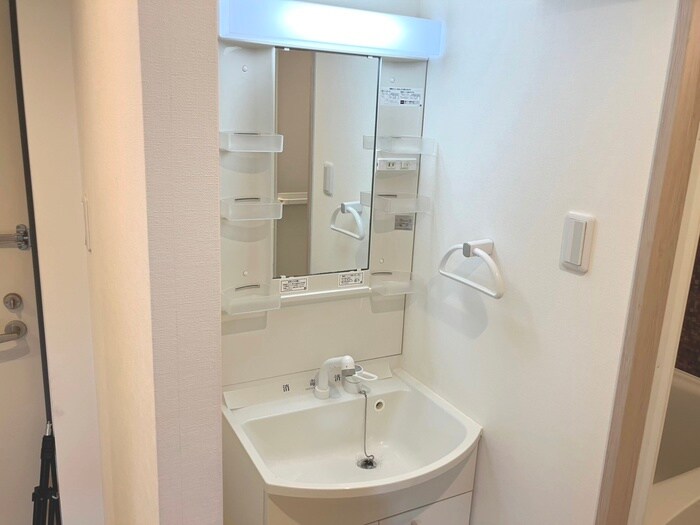 物件内観写真18　(洗面)