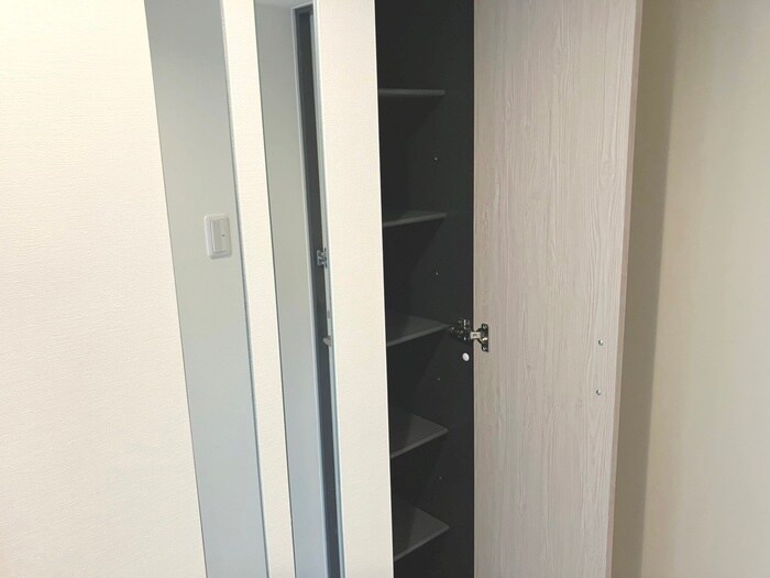 物件内観写真21　(靴箱)