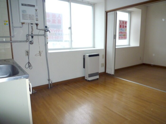 物件内観写真7　(居室)