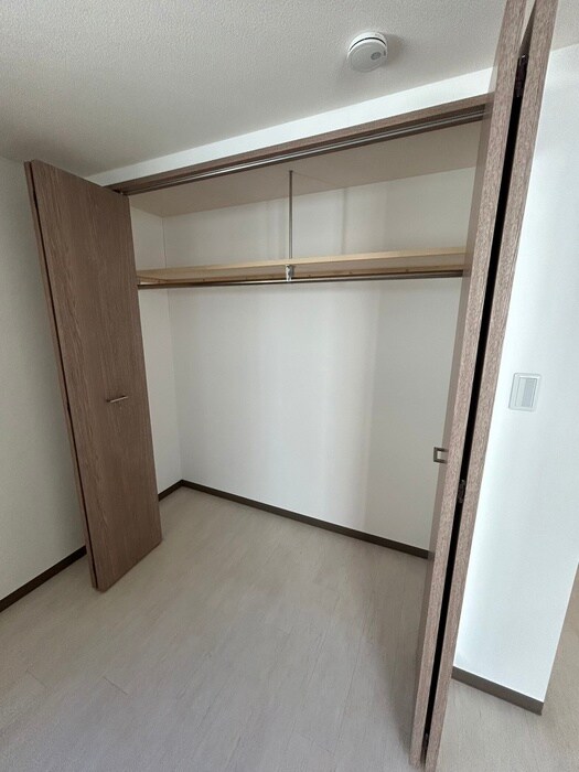 物件内観写真6　(収納)