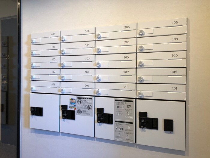 物件外観写真4　(建物設備)