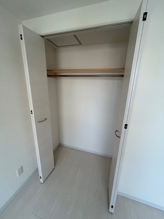 物件内観写真15　(収納)