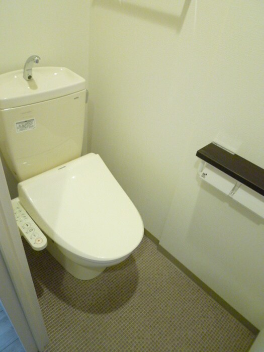 物件内観写真14　(トイレ)
