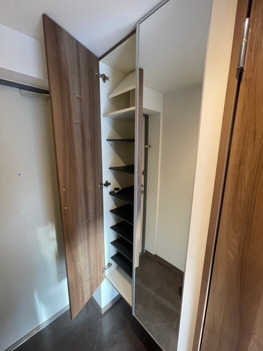 物件内観写真17　(靴箱)