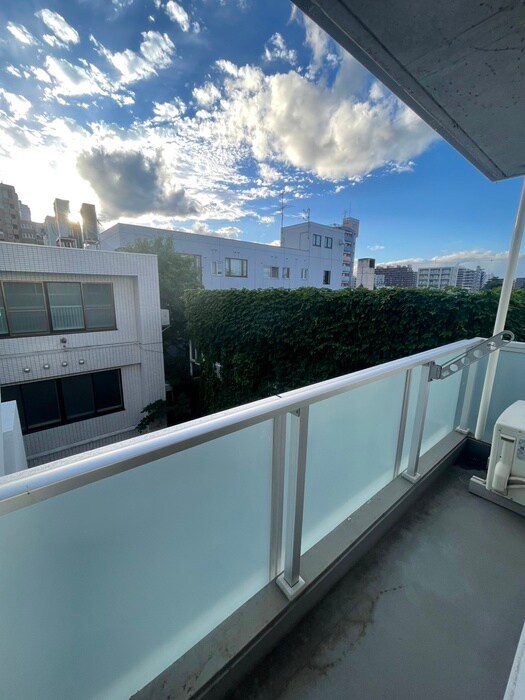 物件内観写真18　(ベランダ・バルコニー)