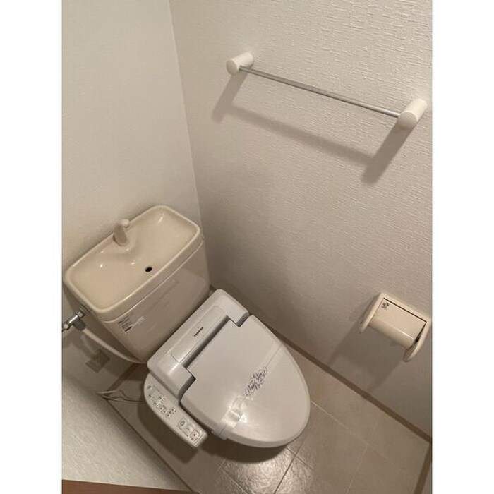 物件内観写真11　(トイレ)