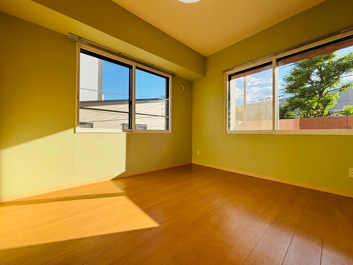 物件内観写真12　(居室)