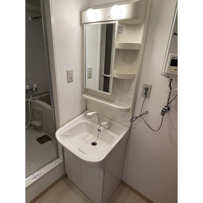 物件内観写真13　(洗面)