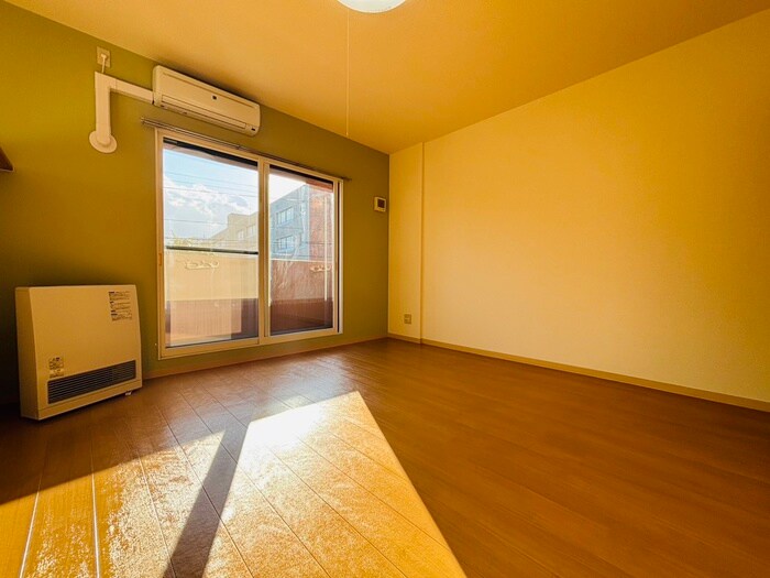 物件内観写真13　(居室)