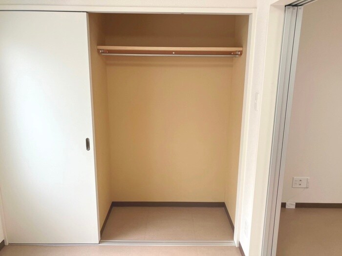 物件内観写真15　(収納)
