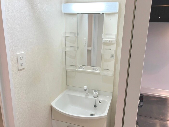 物件内観写真18　(洗面)