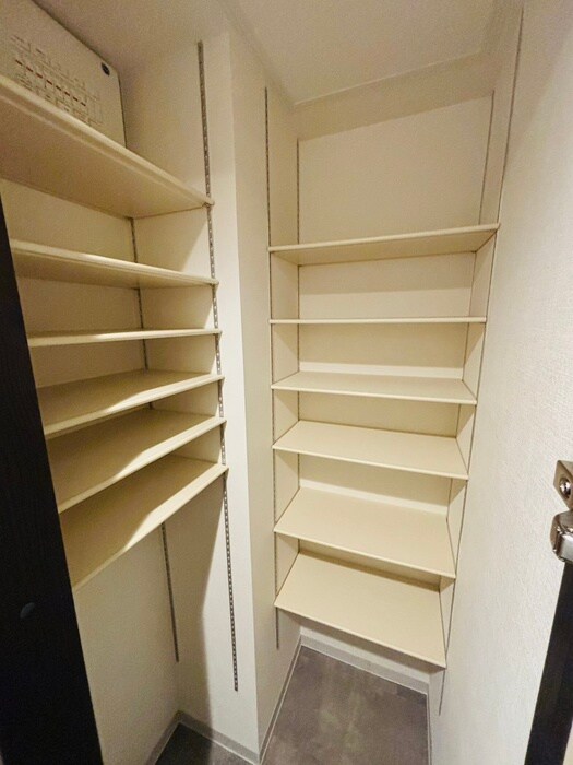 物件内観写真17　(靴箱)