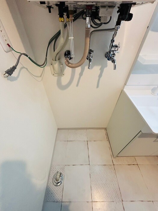 物件内観写真18　(洗濯機置場)