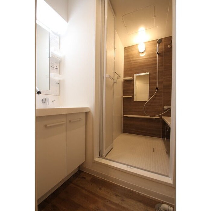 物件内観写真12　(洗面)