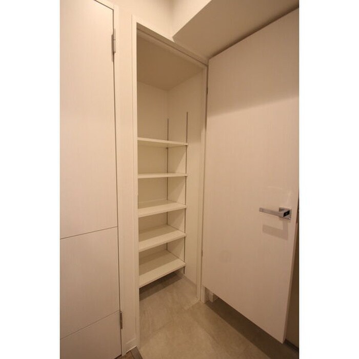 物件内観写真14　(靴箱)