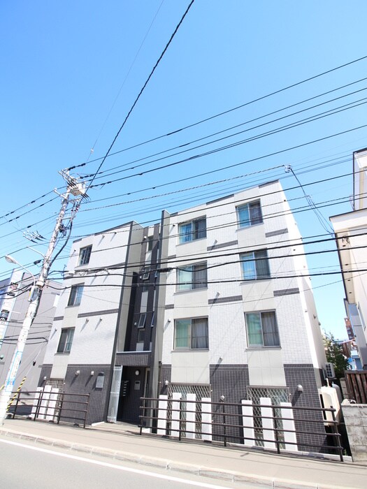 物件外観写真3　(外観写真)