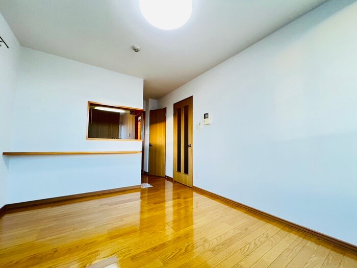 物件内観写真9　(居室)