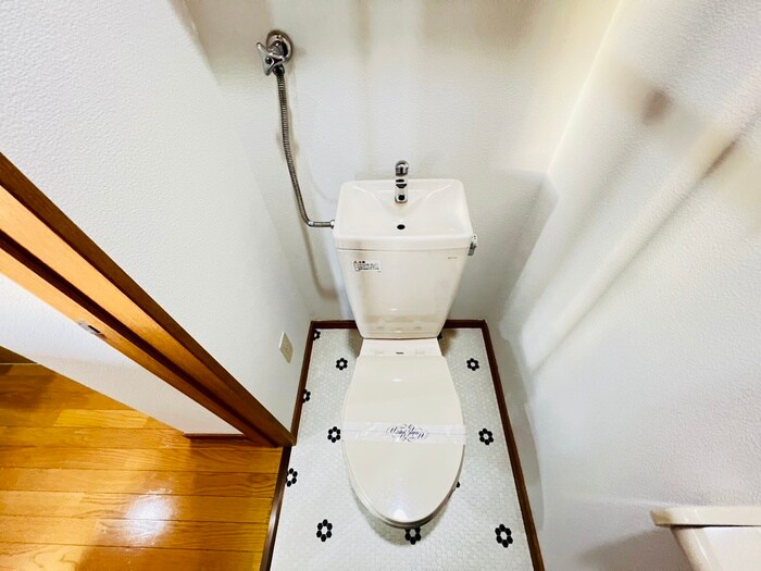 物件内観写真13　(トイレ)