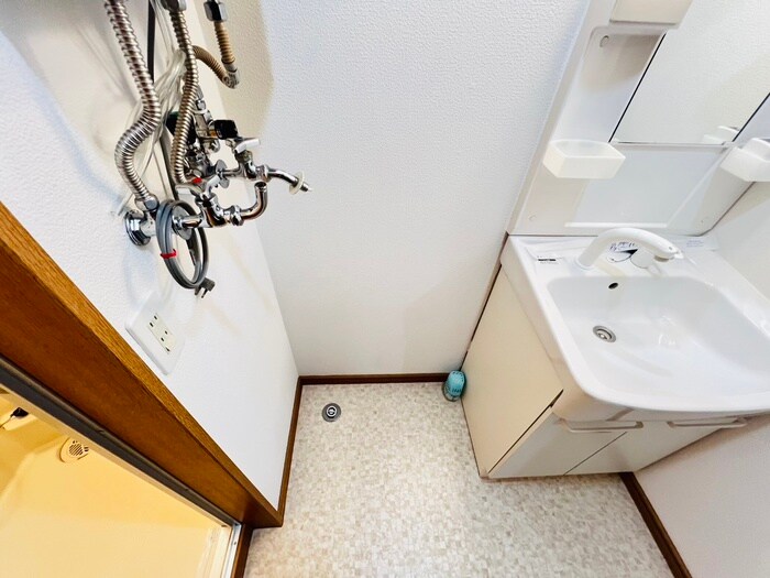 物件内観写真19　(洗濯機置場)