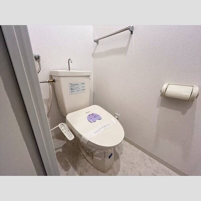 物件内観写真12　(トイレ)