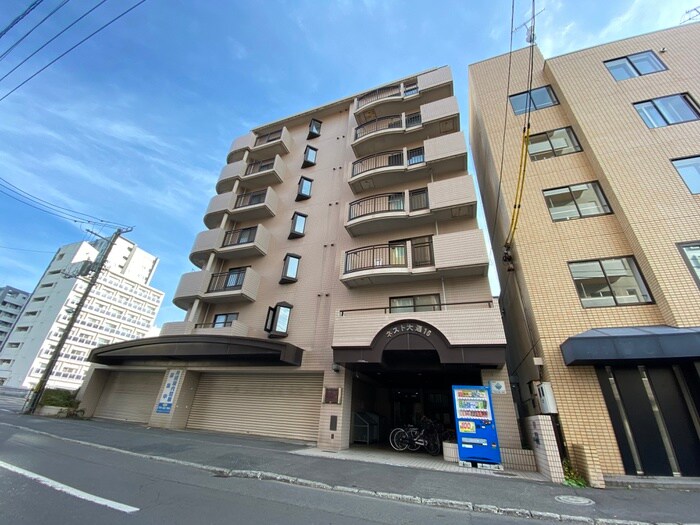 物件外観写真1　(外観写真)