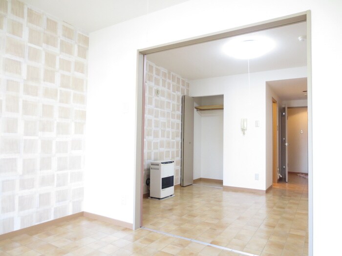 物件内観写真10　(居室)