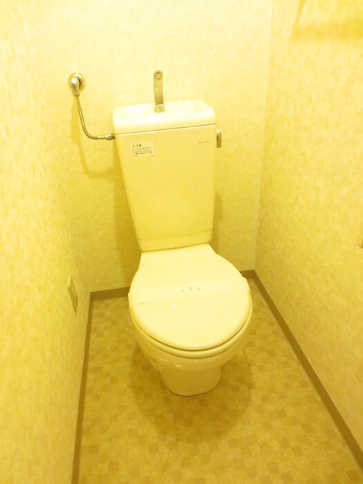 物件内観写真16　(トイレ)