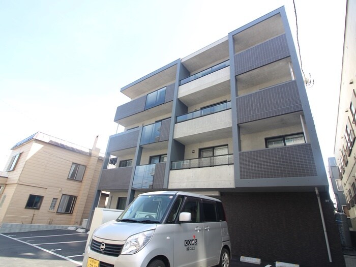 物件外観写真1　(外観写真)