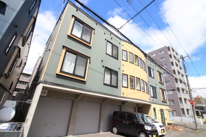 物件外観写真3　(外観写真)