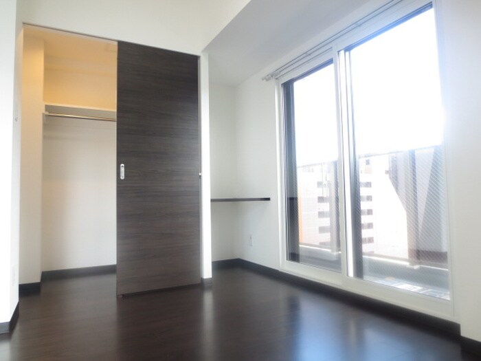 物件内観写真11　(居室)