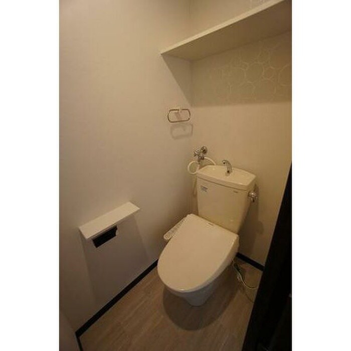 物件内観写真11　(トイレ)