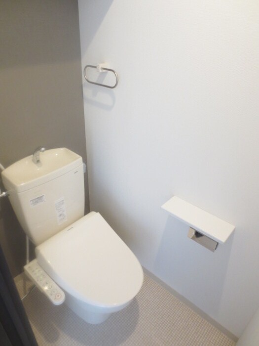 物件内観写真15　(トイレ)