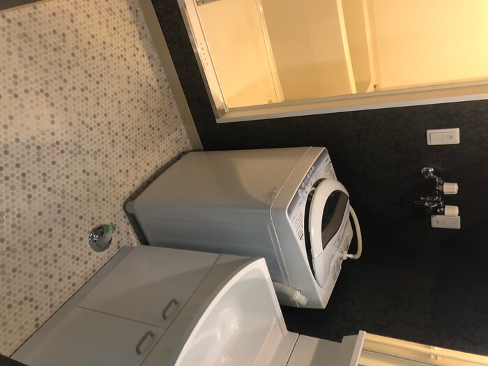 物件内観写真21　(洗濯機置場)