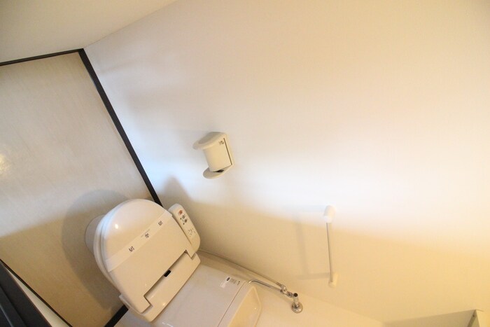物件内観写真14　(トイレ)