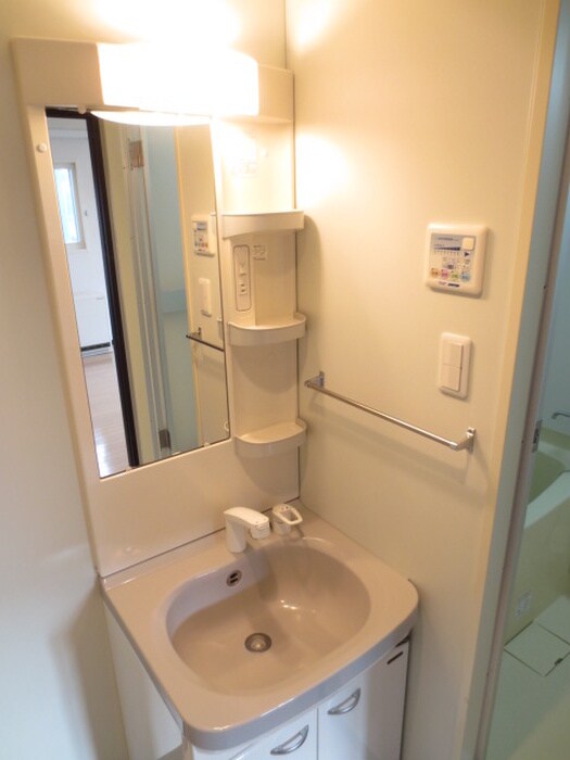 物件内観写真15　(洗面)