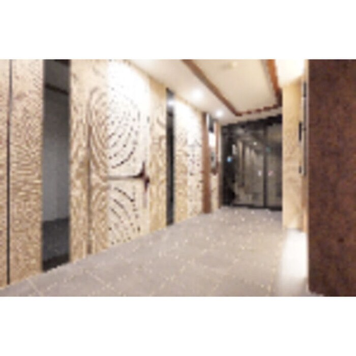 物件外観写真4　(エントランス部分)