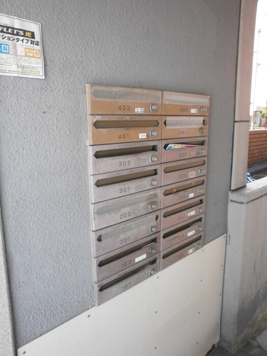 物件外観写真4　(建物設備)