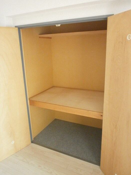 物件内観写真13　(収納)