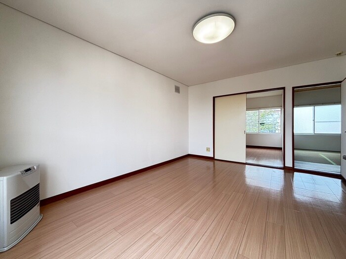 物件内観写真10　(居室)