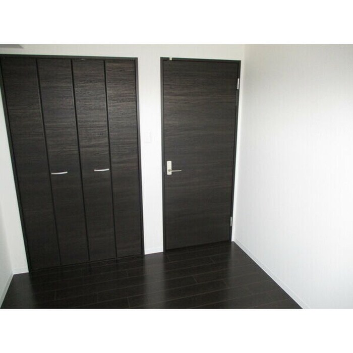 物件内観写真3　(居室)