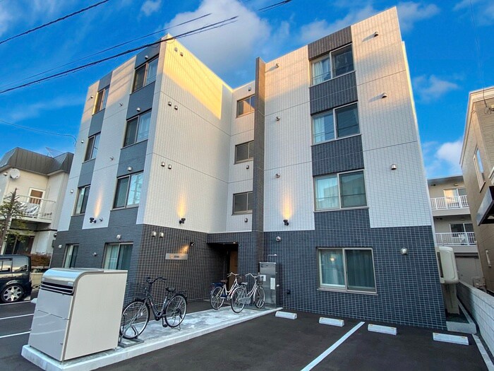 物件外観写真2　(外観写真)