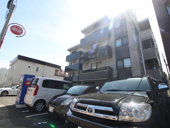 物件外観写真2　(外観写真)