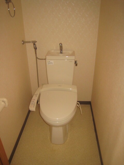 物件内観写真17　(トイレ)