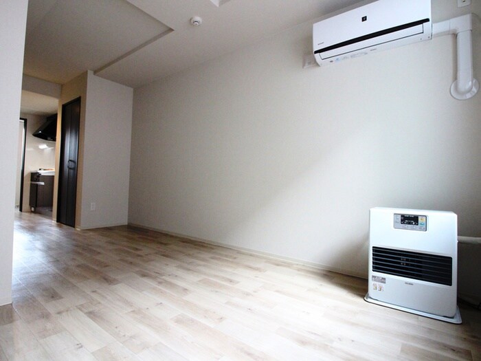 物件内観写真6　(居室)