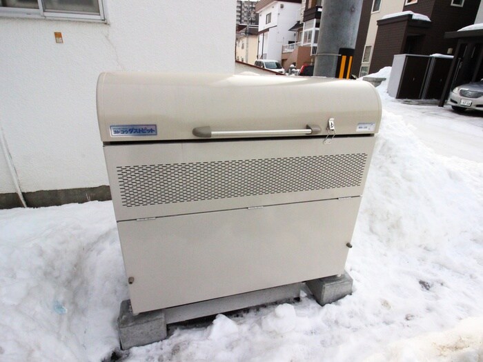 物件外観写真4　(建物設備)