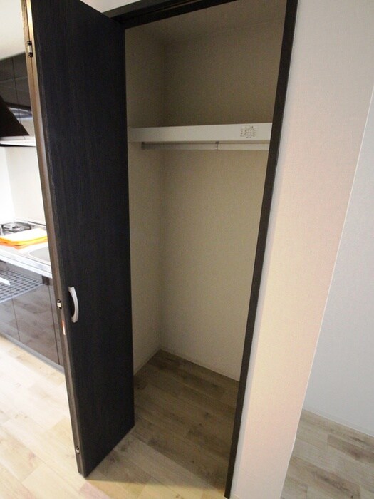 物件内観写真9　(収納)
